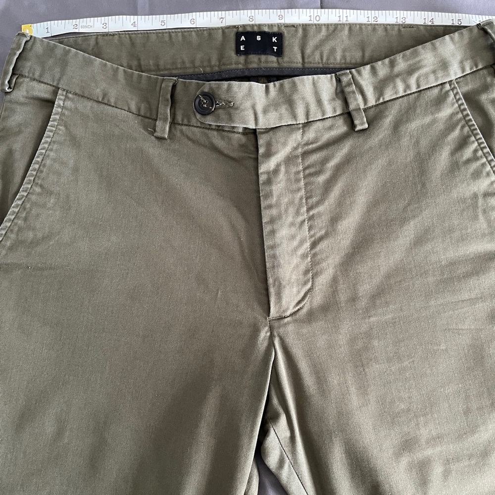 Asket Slim Chino Olive
